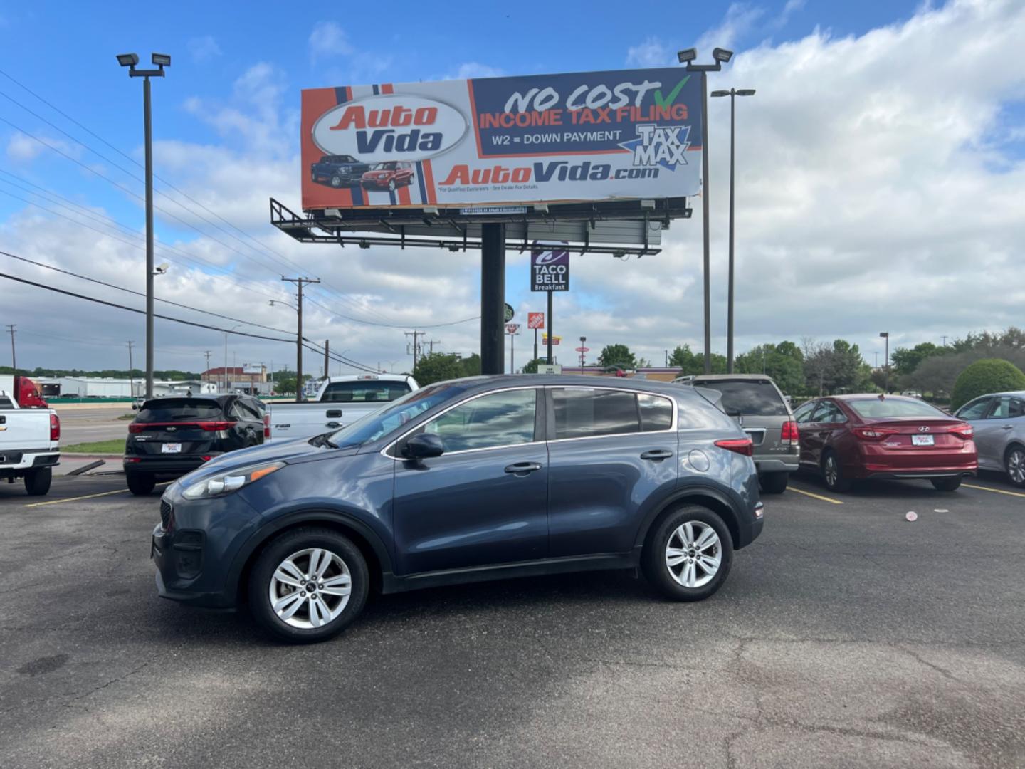 2019 BLUE Kia Sportage LX FWD (KNDPM3AC5K7) with an 2.4L V6 DOHC 24V engine, 6A transmission, located at 420 I-35E, Lancaster, TX, 75146, (469) 297-4144, 32.593929, -96.823685 - Photo#0